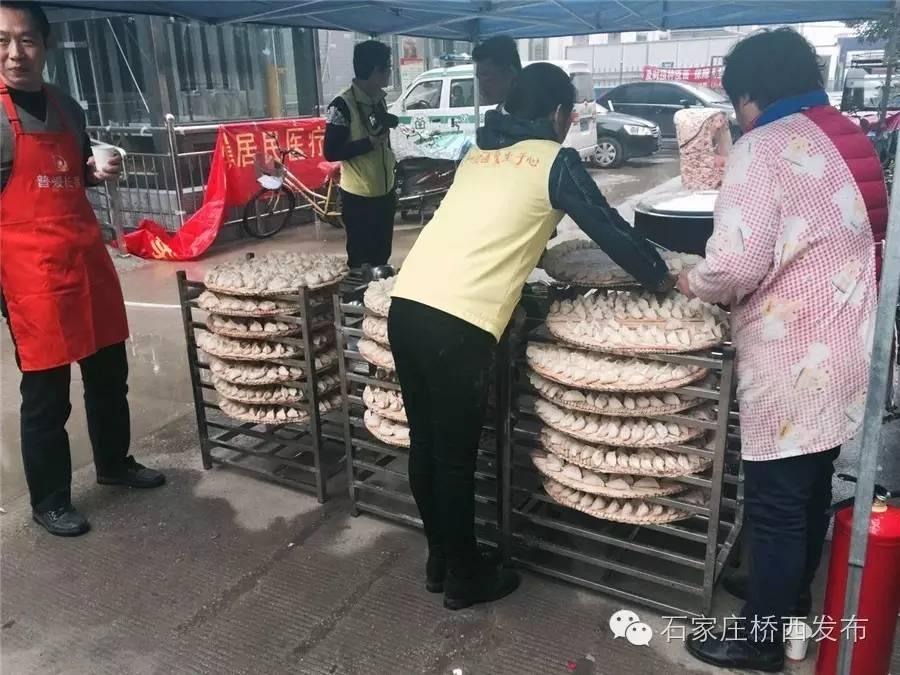 最新扇子舞中华全家福,最新扇子舞中华全家福，舞动变化，自信成就梦想