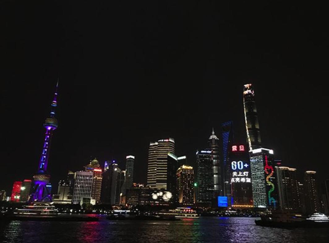 明星口号,明星口号，点亮内心，成就无限可能